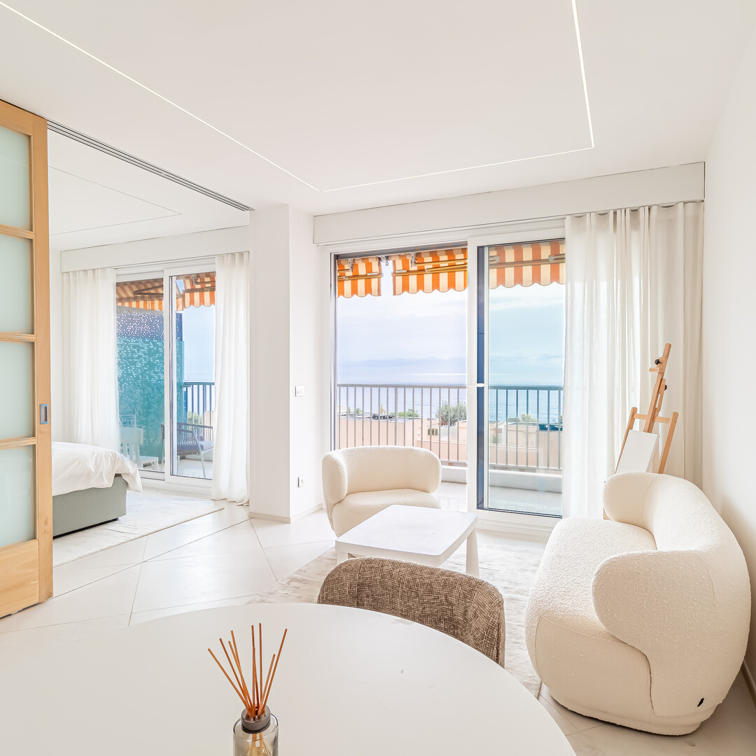 Élégant 2 pièces rénové avec vue mer