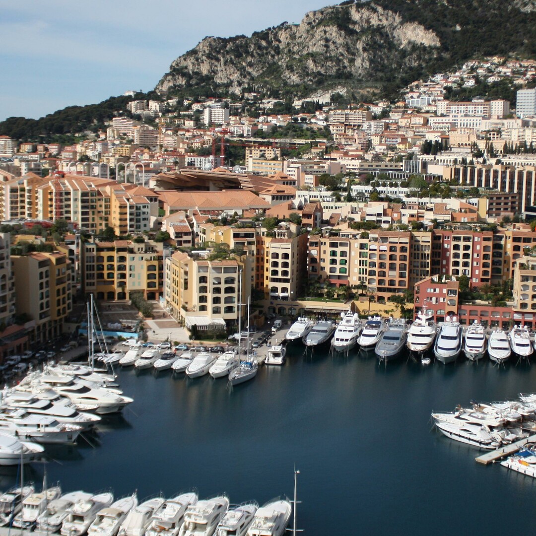 Très beau studio avec vue sur le port de Fontvieille