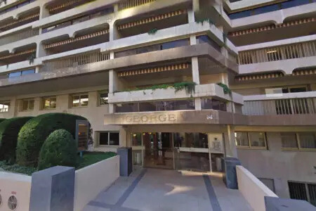 PARKING CARRE D'OR