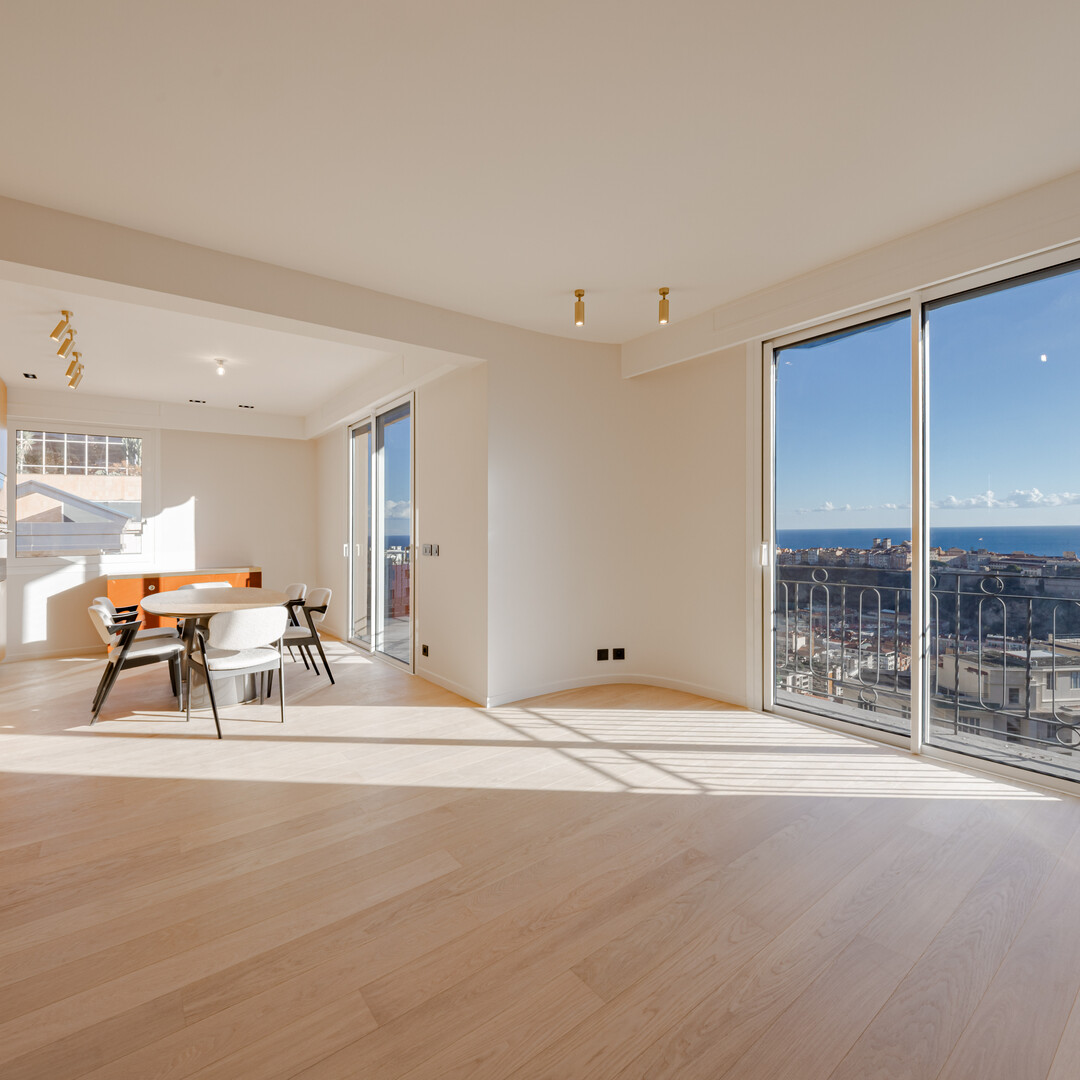 Magnifique penthouse rénové avec vue sur la mer - Le Palais du Printemps