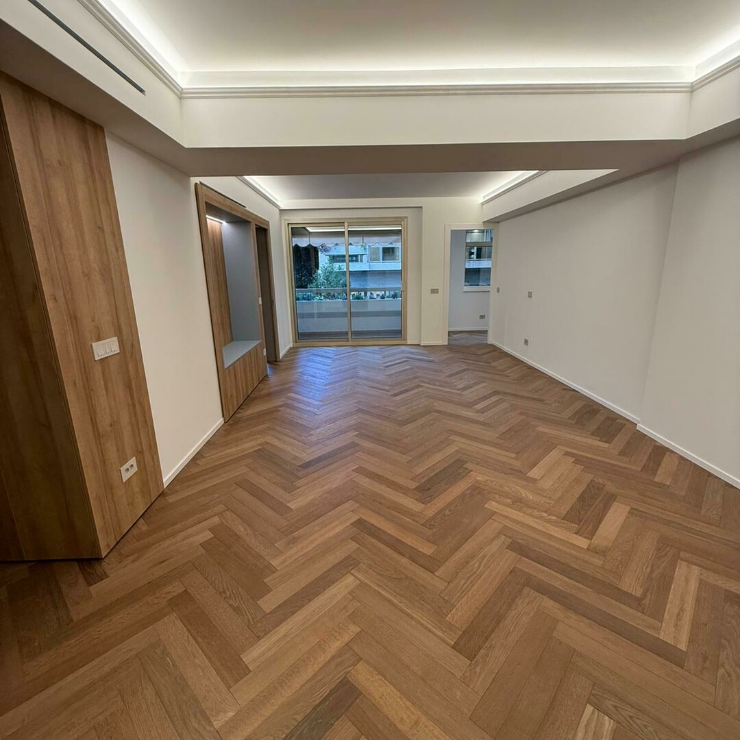 Appartement rénové de 2 chambres